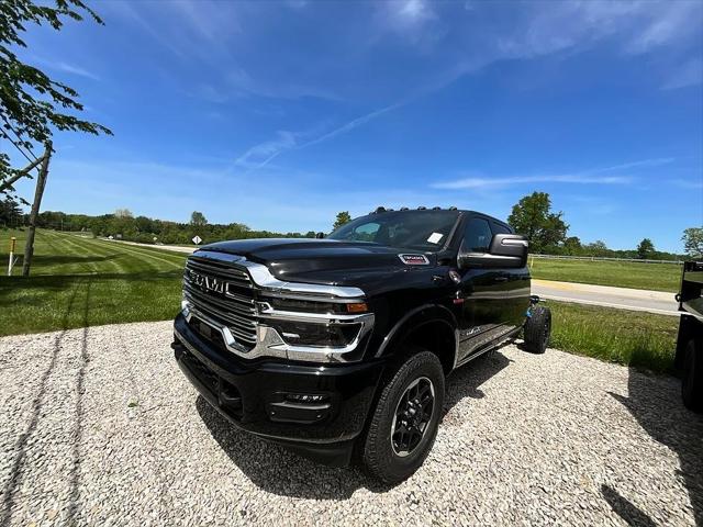 2026 RAM Ram 3500 Chassis Cab RAM 3500 BIG HORN CREW CAB CHASSIS 4X4 60 CA