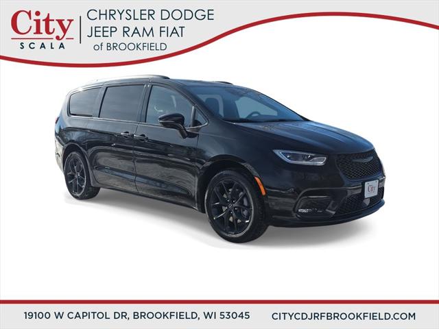 2026 Chrysler Pacifica PACIFICA SELECT AWD