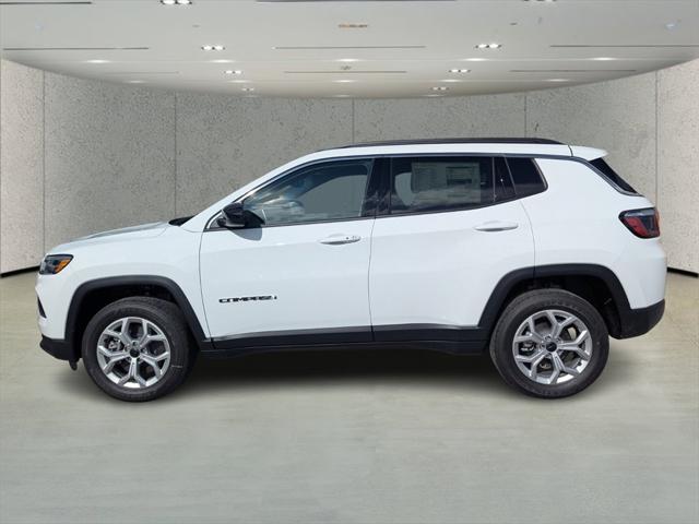 2026 Jeep Compass COMPASS LATITUDE 4X4