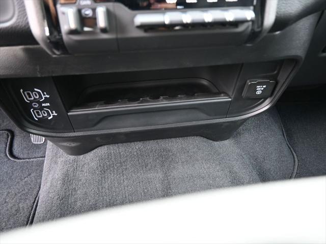 2026 RAM Ram 3500 RAM 3500 TRADESMAN CREW CAB 4X4 8 BOX