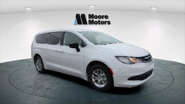 2026 Chrysler Voyager VOYAGER LX