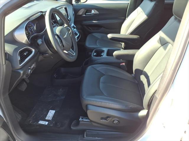 2026 Chrysler Voyager VOYAGER LX