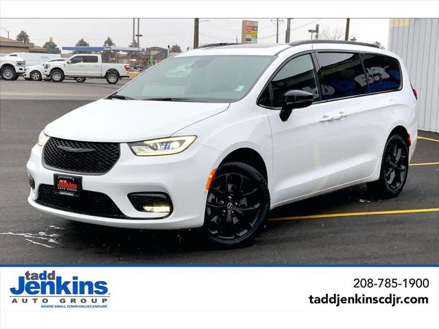 2026 Chrysler Pacifica PACIFICA LIMITED AWD