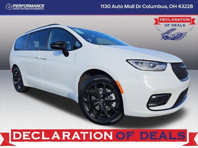 2026 Chrysler Pacifica PACIFICA SELECT AWD