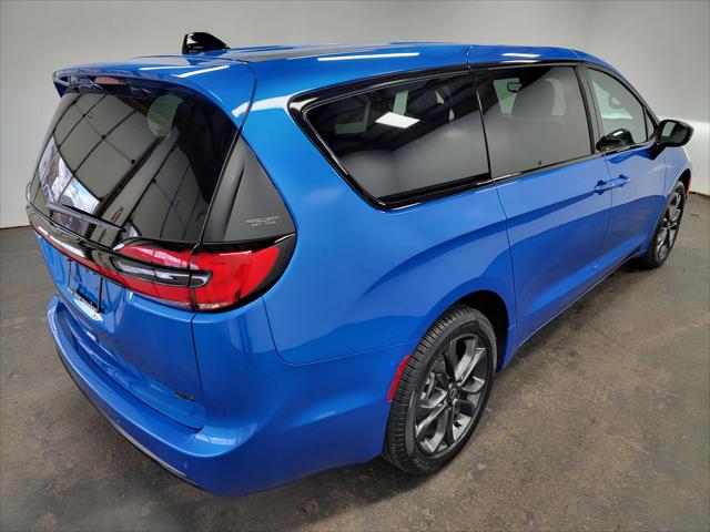 2026 Chrysler Pacifica PACIFICA SELECT AWD 2026 Chrysler Pacifica PACIFICA SELECT AWD