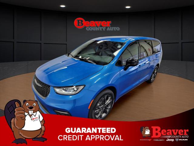2026 Chrysler Pacifica PACIFICA SELECT AWD