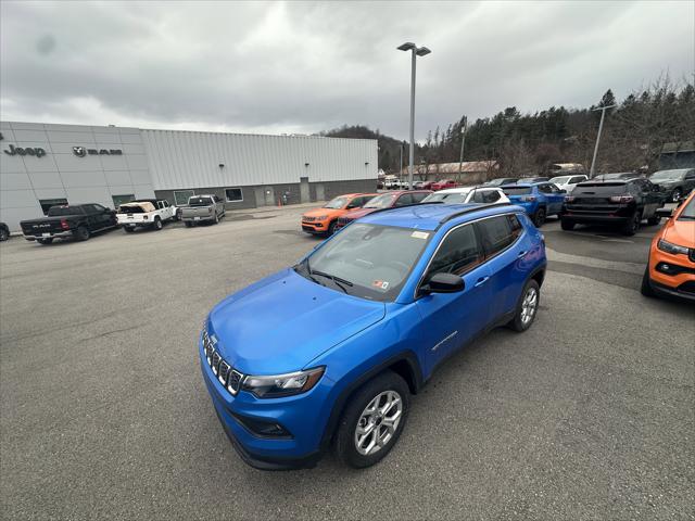 2026 Jeep Compass COMPASS LATITUDE 4X4