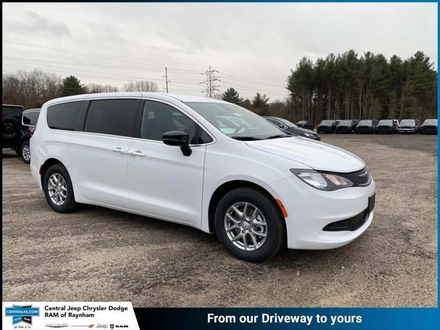 2026 Chrysler Voyager VOYAGER LX