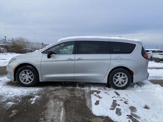 2026 Chrysler Voyager VOYAGER LX