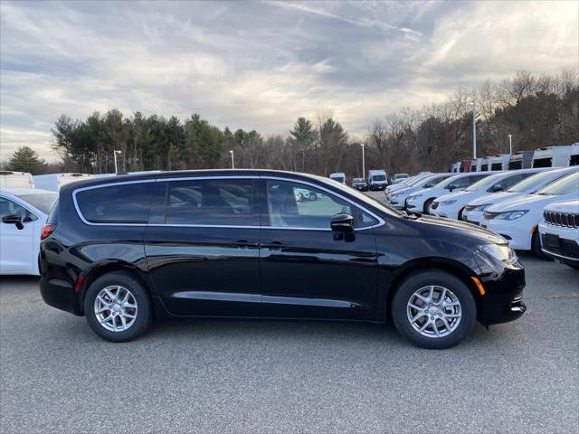 2026 Chrysler Voyager VOYAGER LX