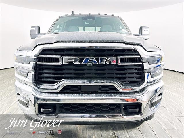 2026 RAM Ram 3500 RAM 3500 TRADESMAN CREW CAB 4X4 8 BOX