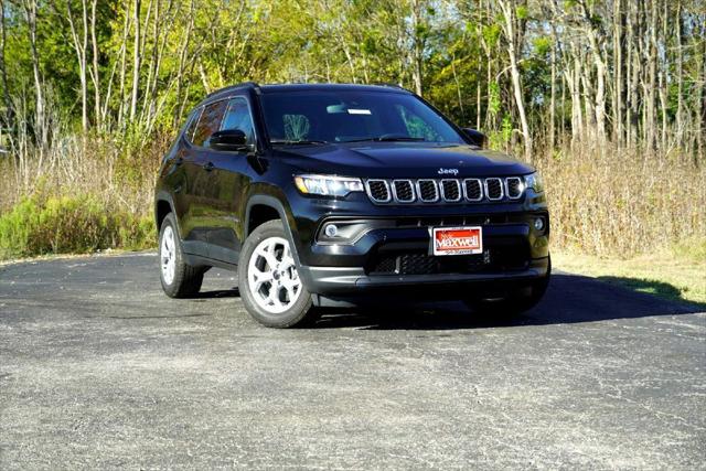 2026 Jeep Compass COMPASS LATITUDE 4X4