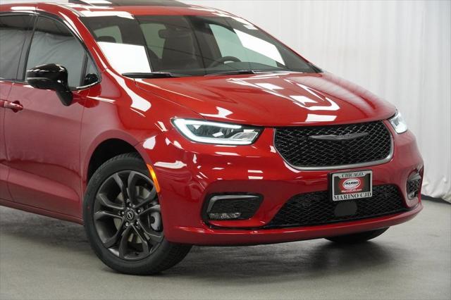 2026 Chrysler Pacifica PACIFICA SELECT AWD