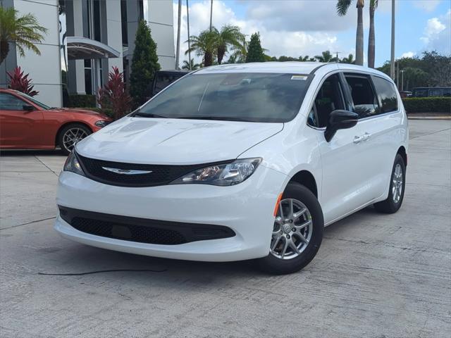 2026 Chrysler Voyager VOYAGER LX