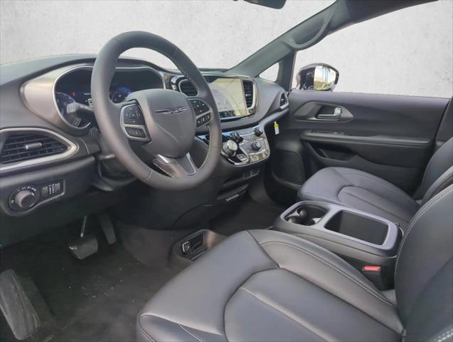 2026 Chrysler Voyager VOYAGER LX