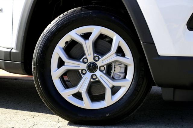 2026 Jeep Compass COMPASS LATITUDE 4X4
