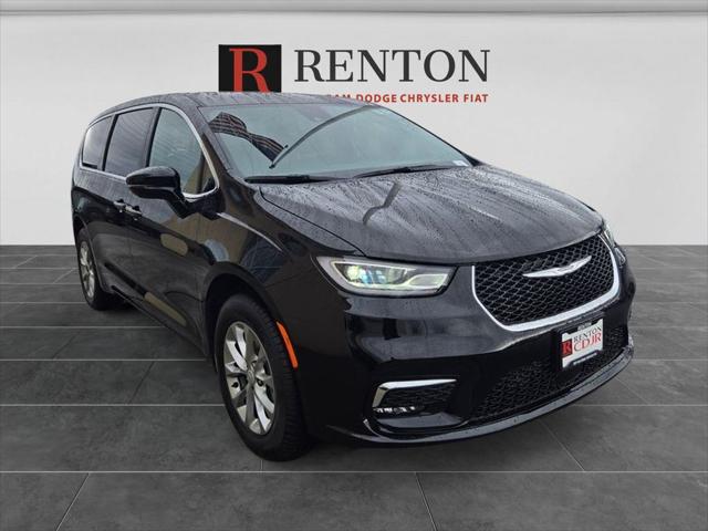 2026 Chrysler Pacifica PACIFICA SELECT AWD