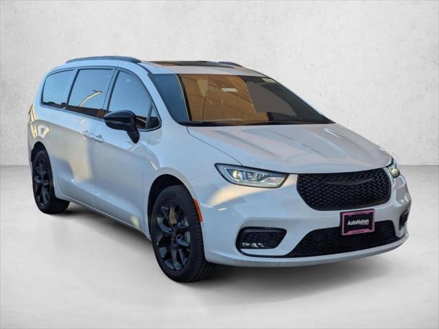 2026 Chrysler Pacifica Limited AWD