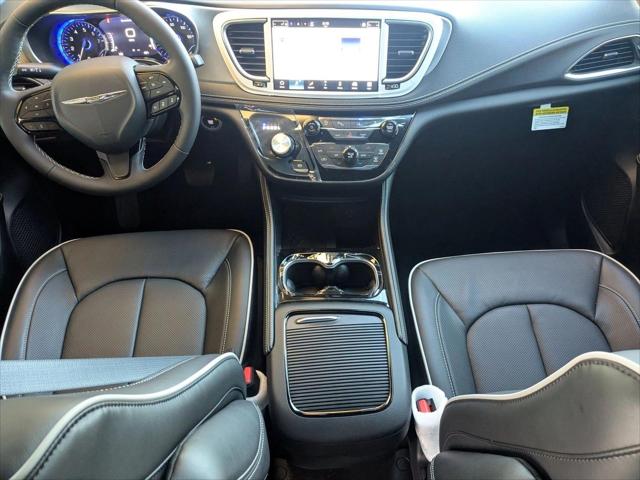 2026 Chrysler Pacifica Limited AWD
