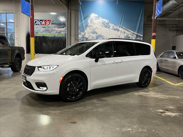 2026 Chrysler Pacifica PACIFICA LIMITED AWD
