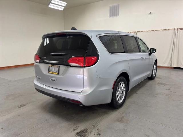 2026 Chrysler Voyager LX