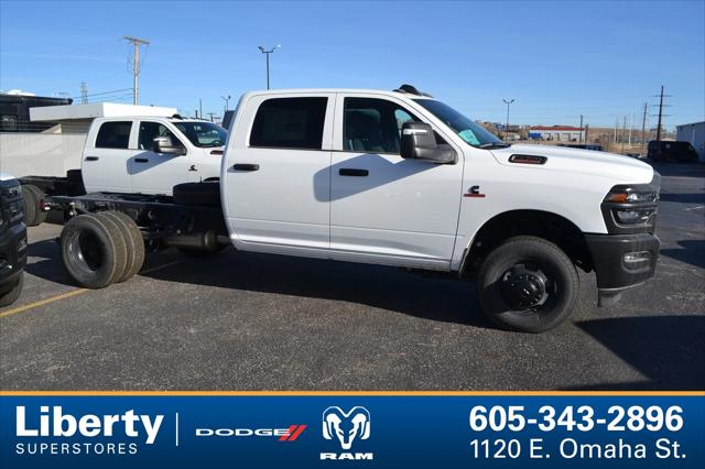 2026 RAM Ram 3500 Chassis Cab RAM 3500 TRADESMAN CREW CAB CHASSIS 4X4 60 CA 2026 RAM Ram 3500 Chassis Cab RAM 3500 TRADESMAN CREW CAB CHASSIS 4X4 60 CA