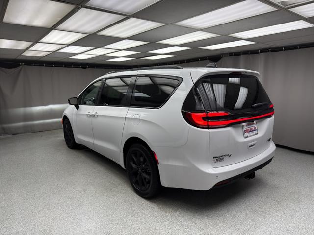 2026 Chrysler Pacifica PACIFICA LIMITED AWD 2026 Chrysler Pacifica PACIFICA LIMITED AWD