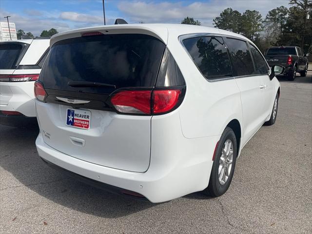 2026 Chrysler Voyager VOYAGER LX