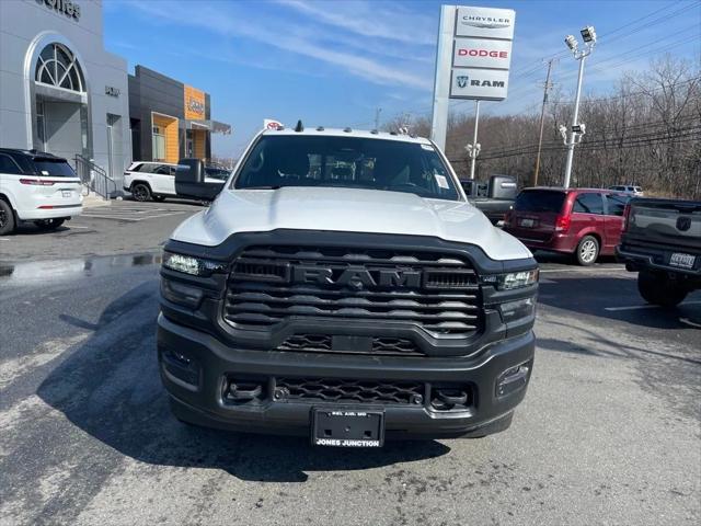 2026 RAM Ram 2500 RAM 2500 TRADESMAN CREW CAB 4X4 8 BOX