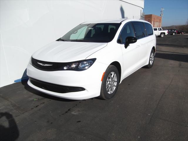 2026 Chrysler Voyager VOYAGER LX