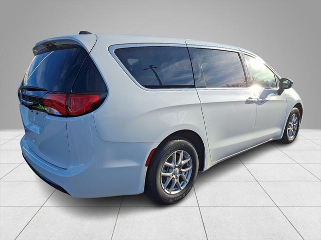 2026 Chrysler Voyager VOYAGER LX