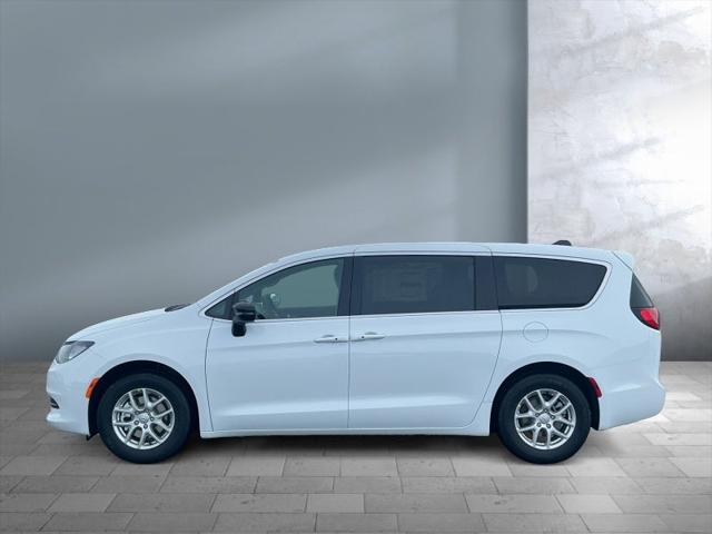 2026 Chrysler Voyager VOYAGER LX