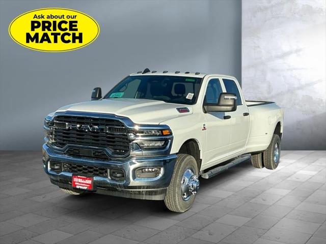 2026 RAM Ram 3500 RAM 3500 TRADESMAN CREW CAB 4X4 8 BOX