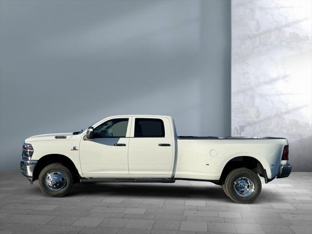 2026 RAM Ram 3500 RAM 3500 TRADESMAN CREW CAB 4X4 8 BOX