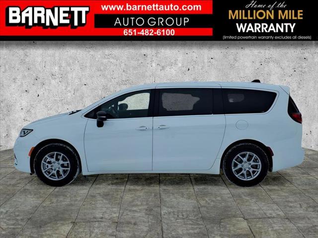 2026 Chrysler Pacifica PACIFICA SELECT