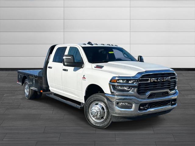 2026 RAM Ram 3500 Chassis Cab RAM 3500 TRADESMAN CREW CAB CHASSIS 4X4 60 CA 2026 RAM Ram 3500 Chassis Cab RAM 3500 TRADESMAN CREW CAB CHASSIS 4X4 60 CA