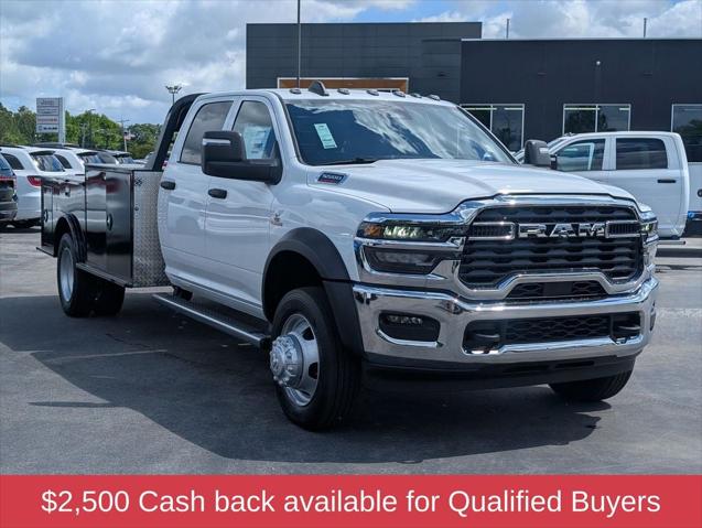 2026 RAM 5500 Chassis RAM 5500 TRADESMAN CHASSIS CREW CAB 4X4 84 CA