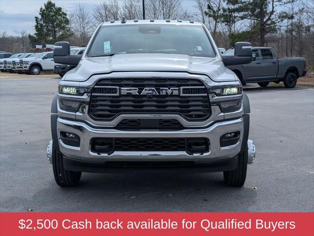 2026 RAM 5500 Chassis RAM 5500 TRADESMAN CHASSIS CREW CAB 4X4 84 CA