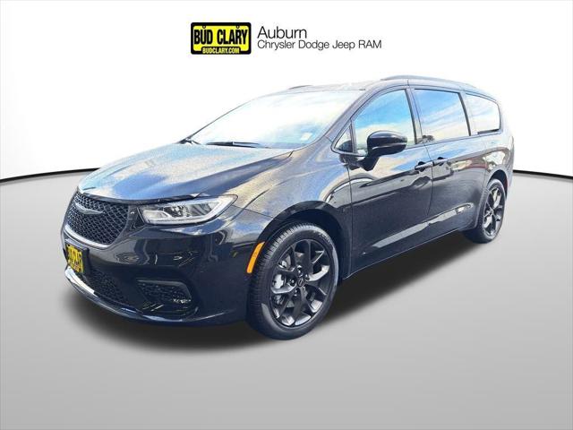 2026 Chrysler Pacifica PACIFICA SELECT AWD