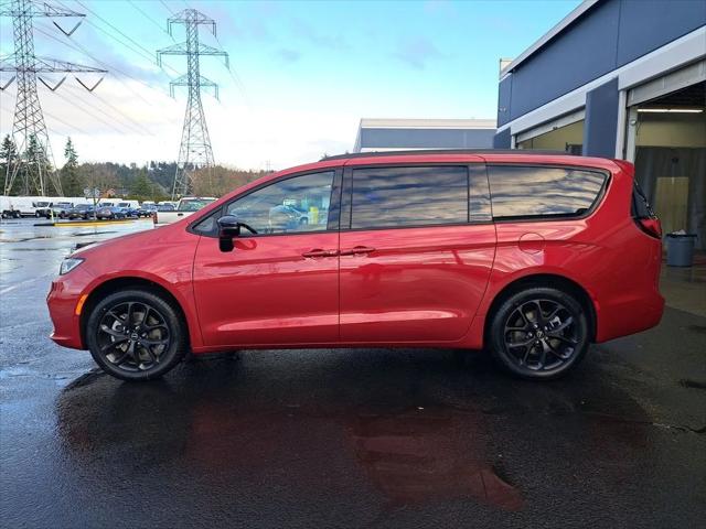 2026 Chrysler Pacifica PACIFICA SELECT AWD