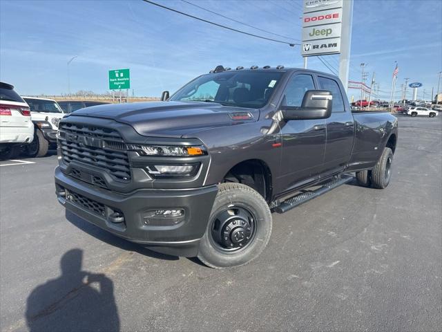 2026 RAM Ram 3500 RAM 3500 TRADESMAN CREW CAB 4X4 8 BOX