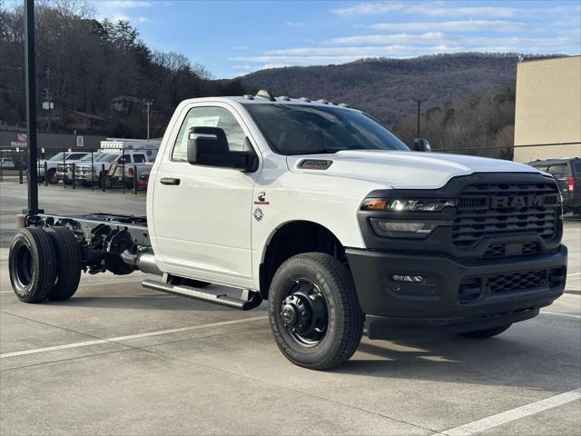 2026 RAM Ram 3500 Chassis Cab RAM 3500 TRADESMAN CHASSIS REGULAR CAB 4X4 84 CA 2026 RAM Ram 3500 Chassis Cab RAM 3500 TRADESMAN CHASSIS REGULAR CAB 4X4 84 CA