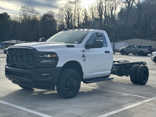 2026 RAM Ram 3500 Chassis Cab RAM 3500 TRADESMAN CHASSIS REGULAR CAB 4X4 84 CA 2026 RAM Ram 3500 Chassis Cab RAM 3500 TRADESMAN CHASSIS REGULAR CAB 4X4 84 CA