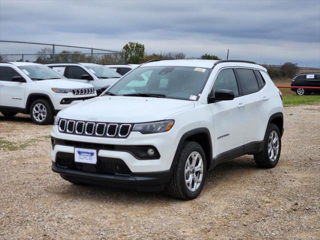 2026 Jeep Compass COMPASS LATITUDE 4X4