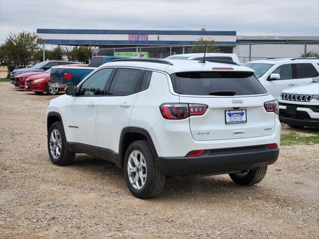 2026 Jeep Compass COMPASS LATITUDE 4X4