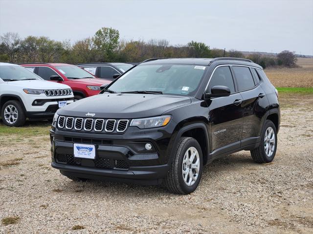 2026 Jeep Compass COMPASS LATITUDE 4X4