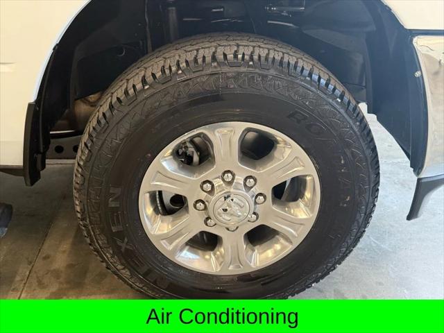 2026 RAM Ram 3500 Chassis Cab RAM 3500 TRADESMAN CREW CAB CHASSIS 4X4 60 CA