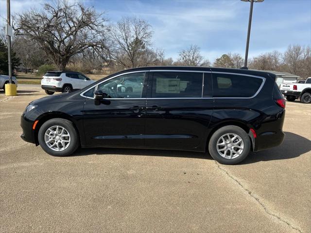 2026 Chrysler Voyager VOYAGER LX