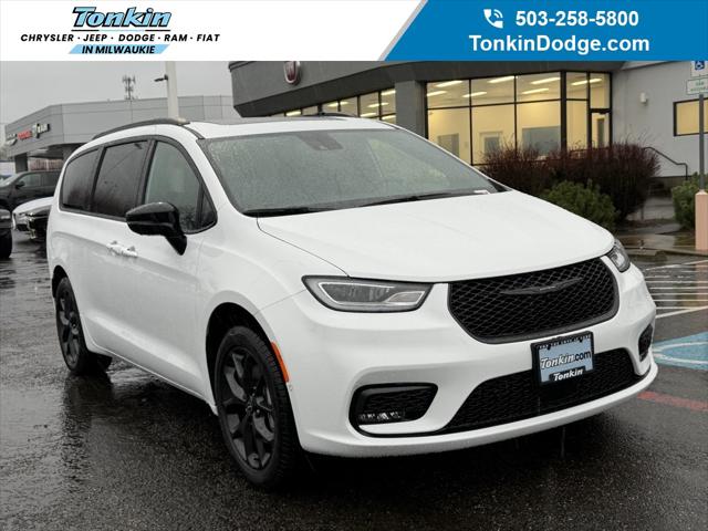 2026 Chrysler Pacifica PACIFICA SELECT AWD