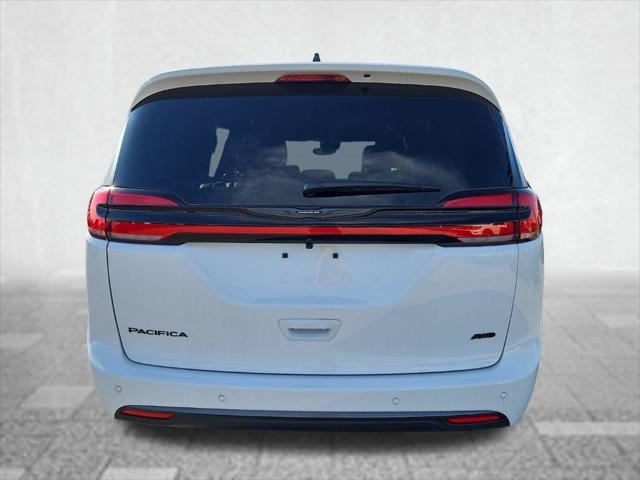 2026 Chrysler Pacifica Select AWD
